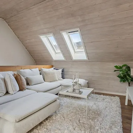 Leilighet 3br In Charming Nygårdsøyden *