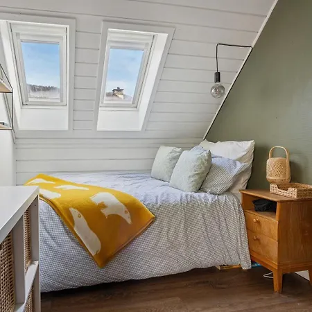 Leilighet 3br In Charming Nygårdsøyden Bergen