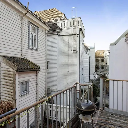 3br In Charming Nygårdsøyden