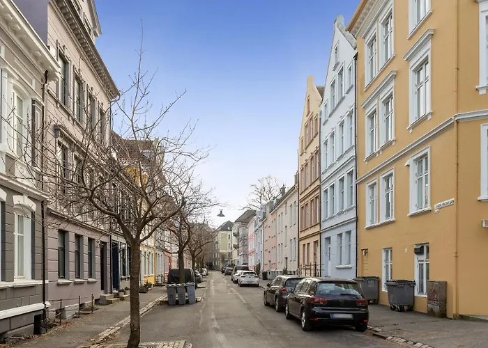 3br In Charming Nygårdsøyden * Bergen
