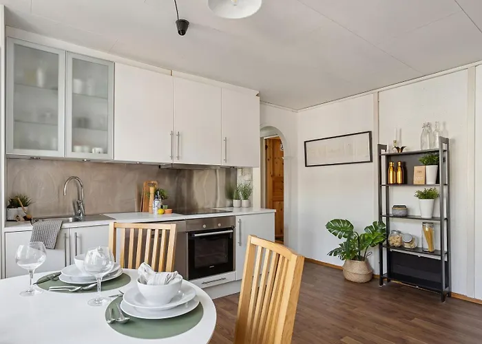 3br In Charming Nygardsoyden Appartement